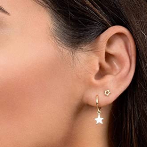 New Star Charms Hoop Earrings Gold Flutter Charm Design Summer Stars NWT - Picture 1 of 5